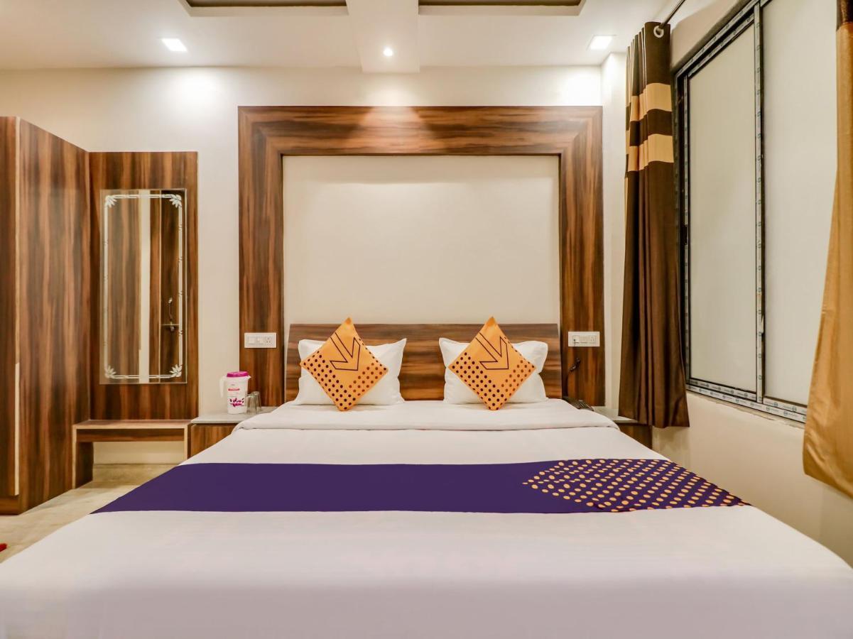 Spot On 69549 Hotel Shri Ram Kashi Muthiganj Exteriér fotografie
