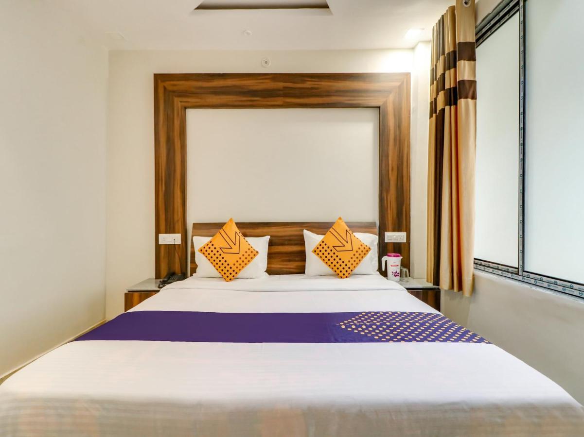 Spot On 69549 Hotel Shri Ram Kashi Muthiganj Exteriér fotografie